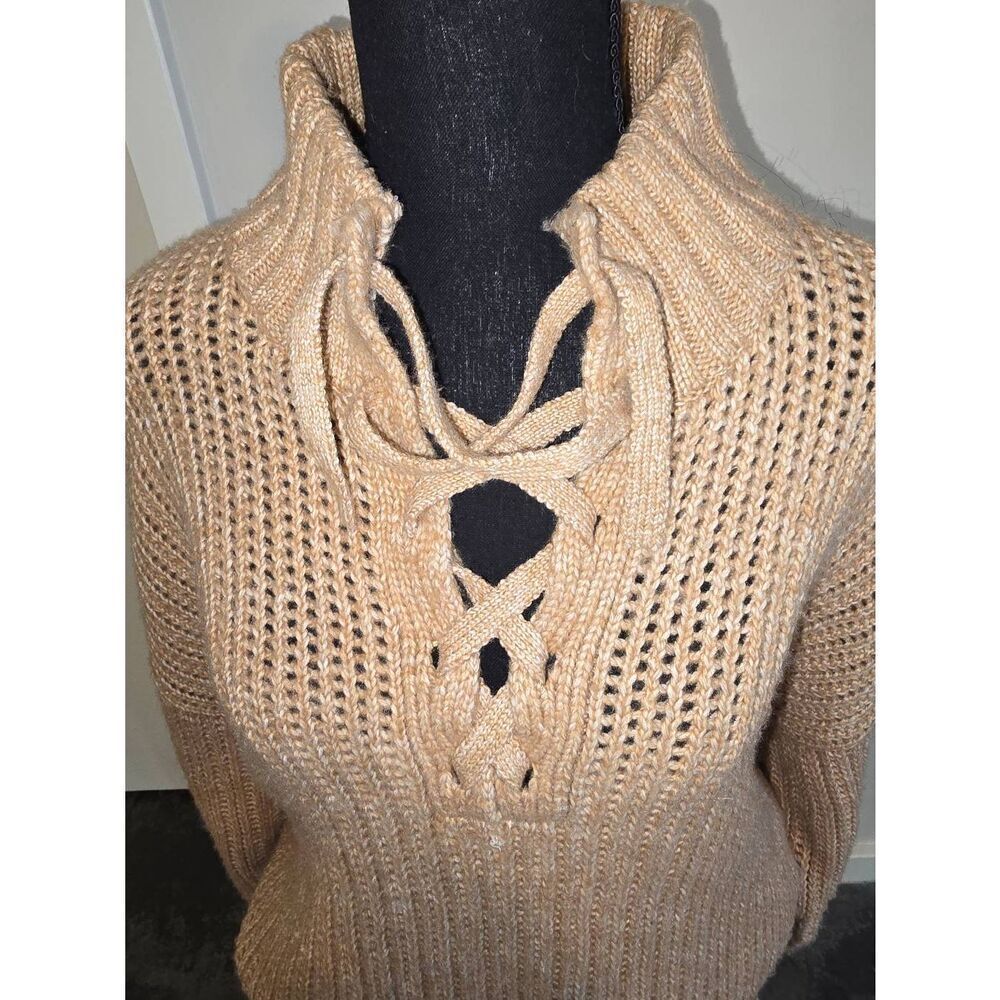 Express Sweater - Picture 2 of 7